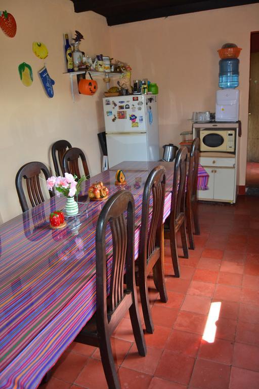 Hostal Morenos Antigua Εξωτερικό φωτογραφία