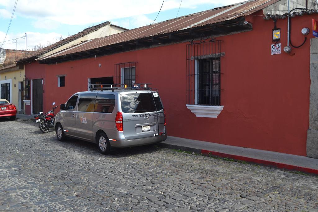 Hostal Morenos Antigua Εξωτερικό φωτογραφία